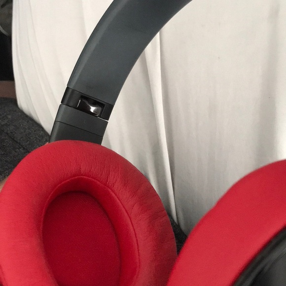 Dre Beats Studio Headphones 2nd Generation - Picture 4 of 8